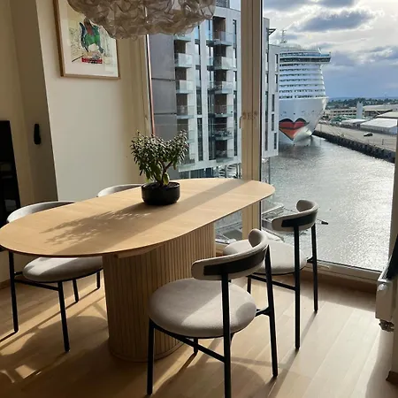 Spacious With Sea-view And Sunset Apartament Oslo