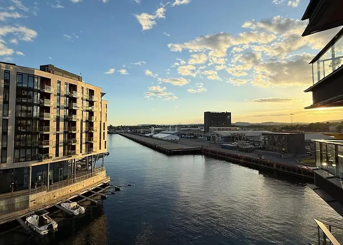 Spacious With Sea-view And Sunset * אוסלו