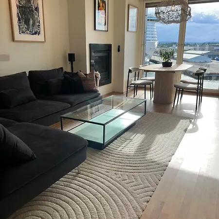 Spacious With Sea-view And Sunset Lägenhet